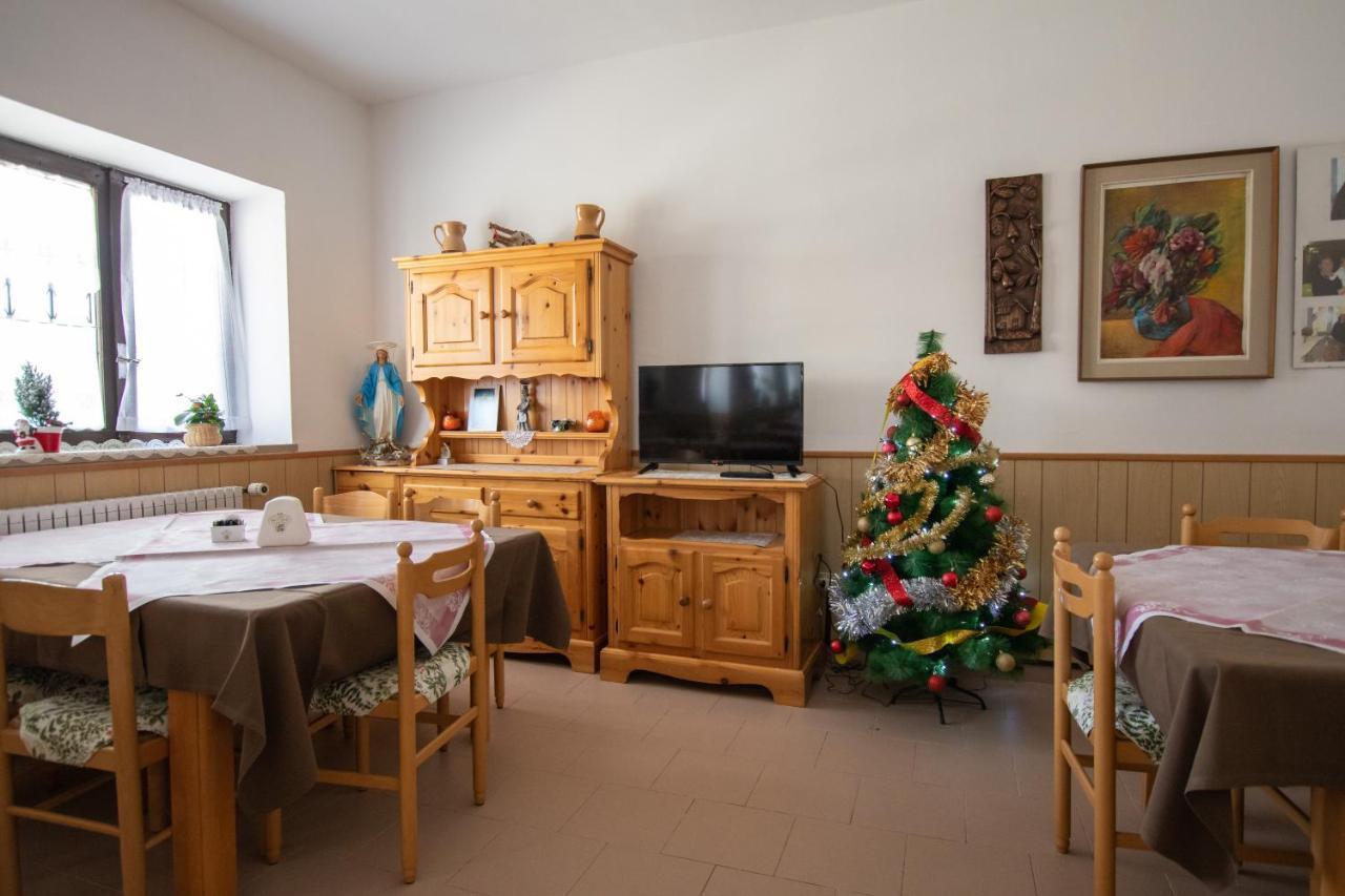 Casa Per Ferie Beatorosaz Hotel Cesana Torinese Ngoại thất bức ảnh