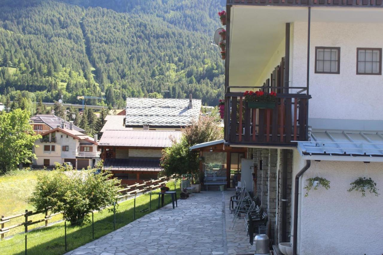 Casa Per Ferie Beatorosaz Hotel Cesana Torinese Ngoại thất bức ảnh
